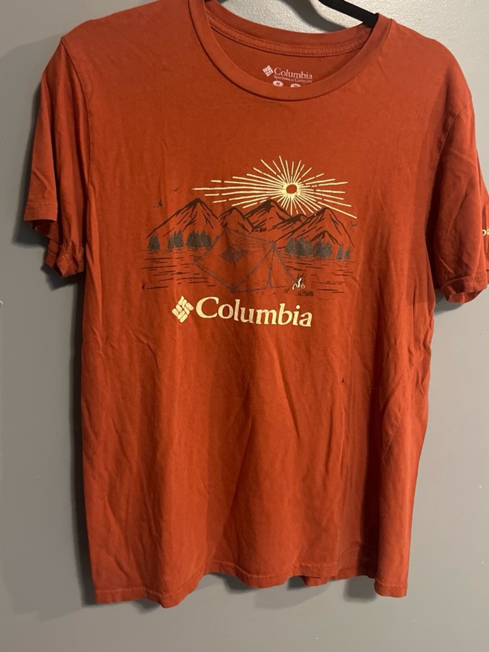 Columbia Men’s Rust Graphic Short-Sleeve Tee